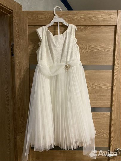 Платье нарядное