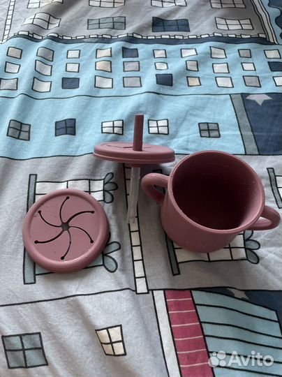 Детские принадлежности: бутылки, ниблер, поильник