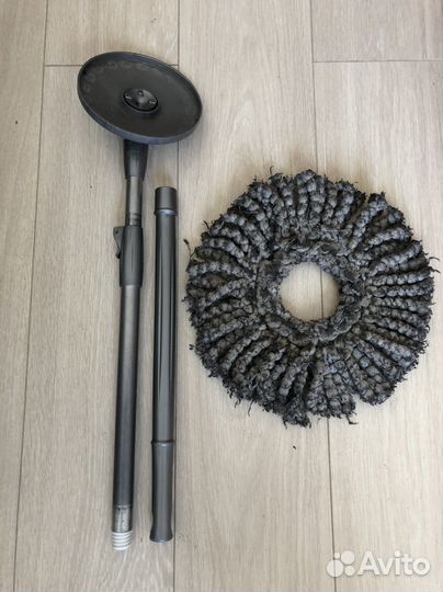 Швабра с круглой щеткой