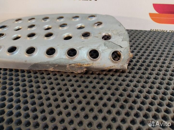 81615105187 Площадка подножки