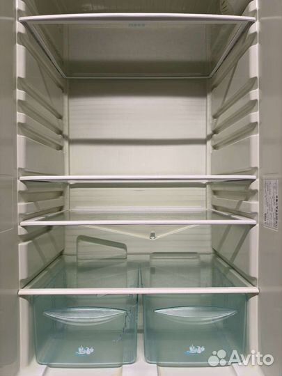 Холодильник-морозильник Stinol