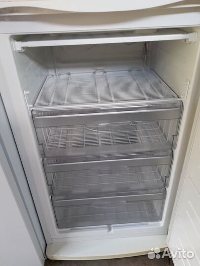 Холодильник атлант двухкамерный