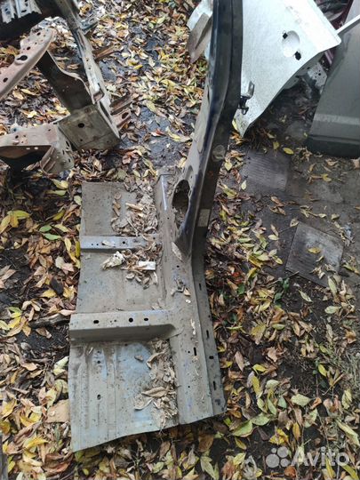 Порог со стойкой левый Mazda 6 (GH) 2007-2013