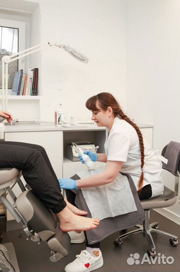 Пилочный маникюр