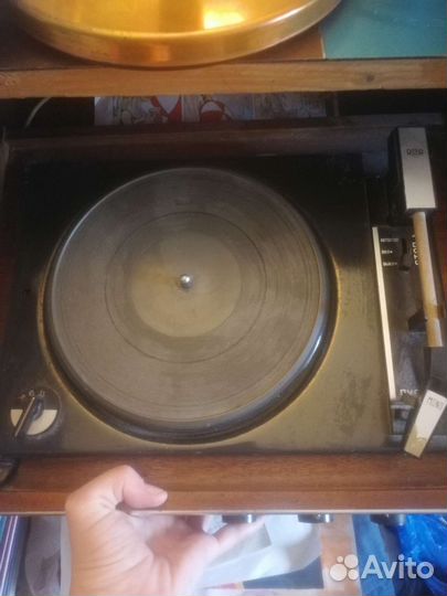 Проигрыватель для пластинок Рига