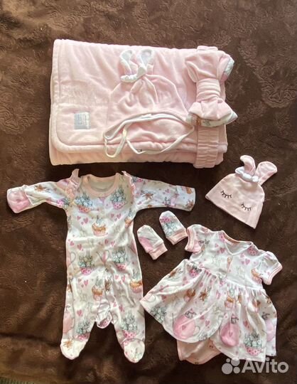 Комплект на выписку для девочки весна/лето