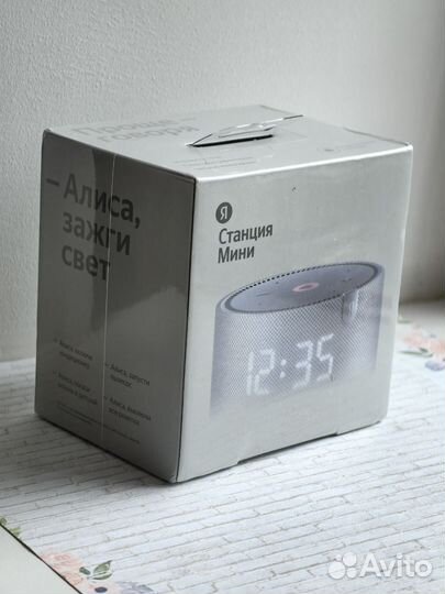 Яндекс станция мини 2 с часами серая