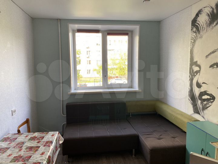 Комната 12 м² в 5-к., 2/5 эт.