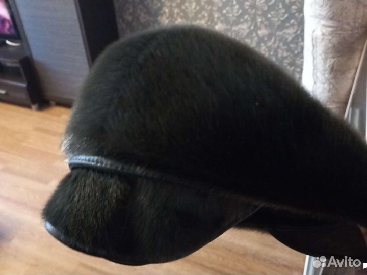 Меховая мужская кепка