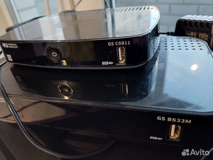 Ресивер триколор GS B533M