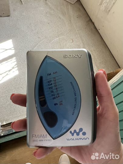 Кассетный плеер sony walkman