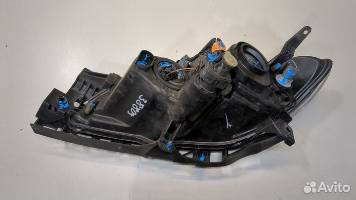 Фара (передняя) Mazda 3 (BK), 2004