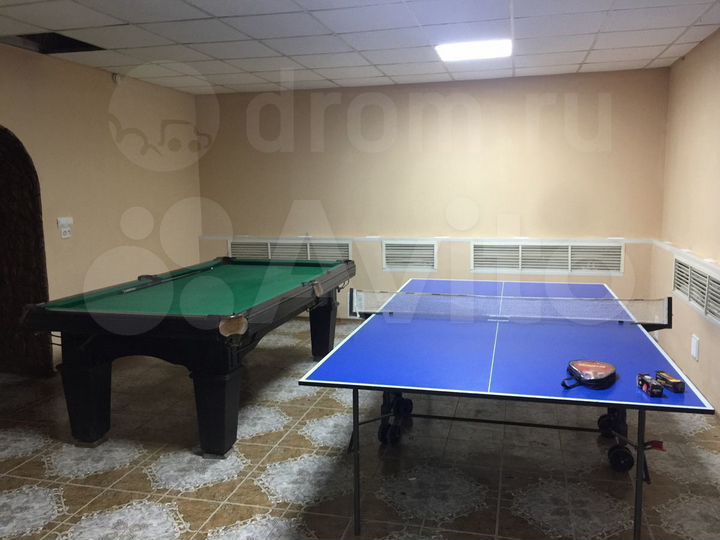 Здание, 550 м²