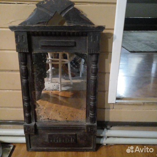 Зеркало старинное настенное