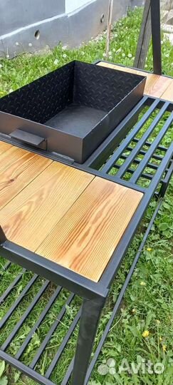 Мангал с крышей