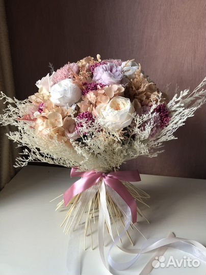 Букет из стабилизированных цветов