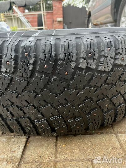 Резина на дисках R16. 265/70/16
