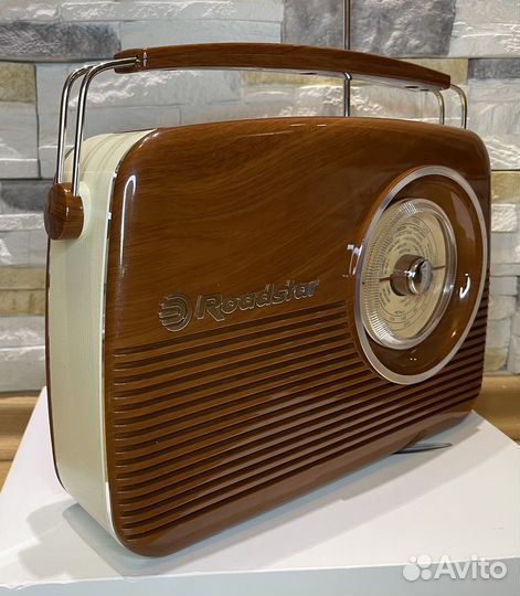 Ретро радиоприемник RoadStar новый