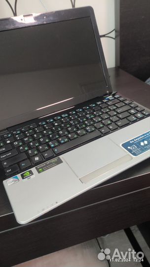 Нетбук Asus Eee pc 1215n