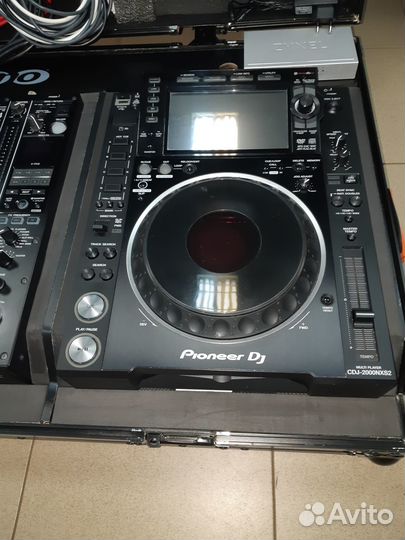Комплект Pioneer CDJ 2000 NSX2 2шт и DJM 900NSX2