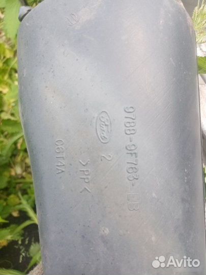 Резонатор воздушного фильтра Ford Mondeo
