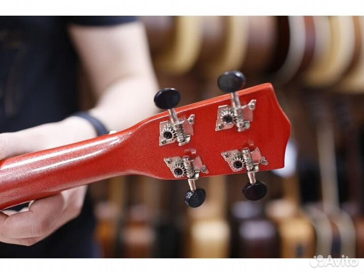 Mirra UK-210-21-RD Укулеле сопрано, цвет красный