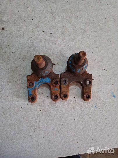 Шаровая опора Nissan Terrano 2 Ниссан Террано R20