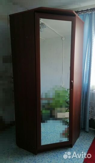 Угловой шкаф с зеркалом бу