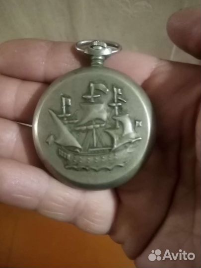 Часы карманные молния, и чайка позолоченные