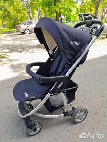 Прогулочная коляска
