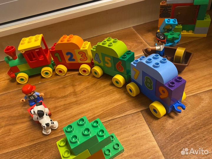 Lego duplo железная дорога, большая больница