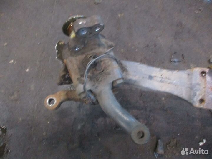 Балка дисковый тормоз Mercedes-Benz A9433312101