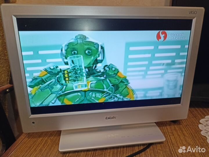 Телевизор BBK 19