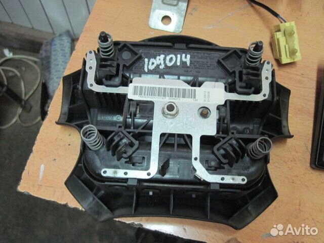 Подушка безопасности в рулевое колесо, Nissan (Нис