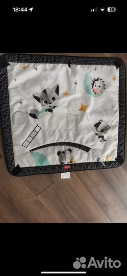 Коврик развивающий черно белый