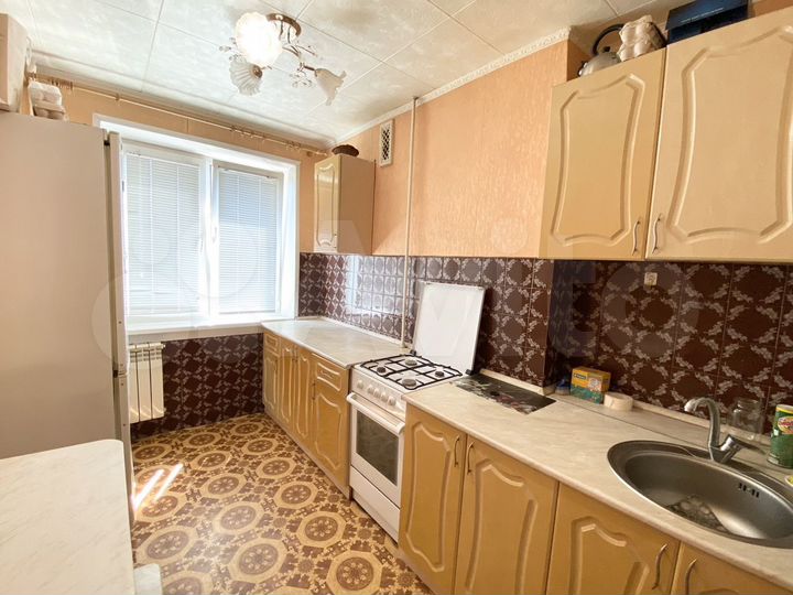 2-к. квартира, 43 м², 8/9 эт.