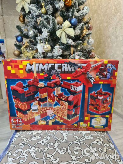 Лего майнкрафт Крепость 4 набора 923 детали