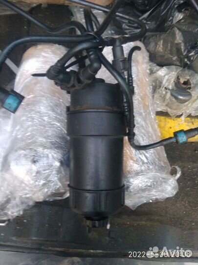 Корпус топливного фильтра на Фольксваген Крафтер