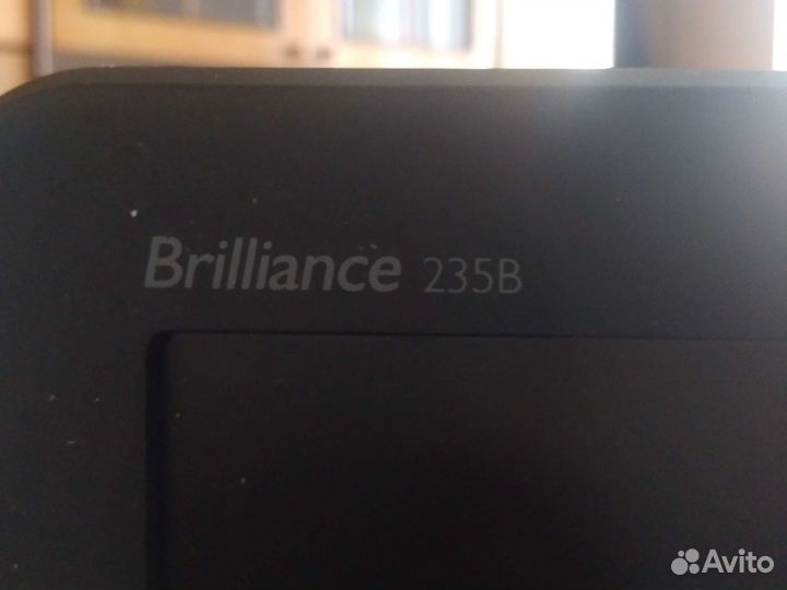 Монитор Philips