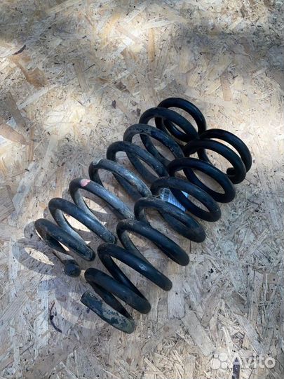 Пружина подвески (пара) задняя Suzuki Grand Vitara
