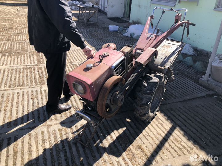Трактор культиватор