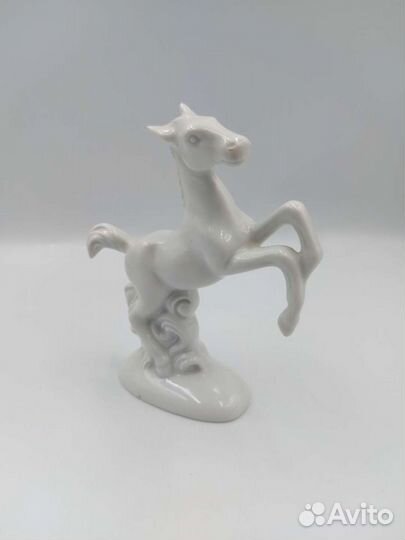 Винтажная статуэтка 
