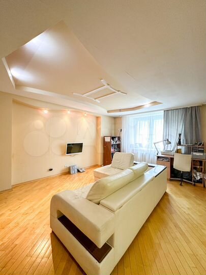 2-к. квартира, 66,1 м², 2/9 эт.