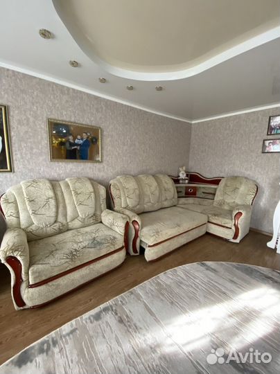 Угловой диван