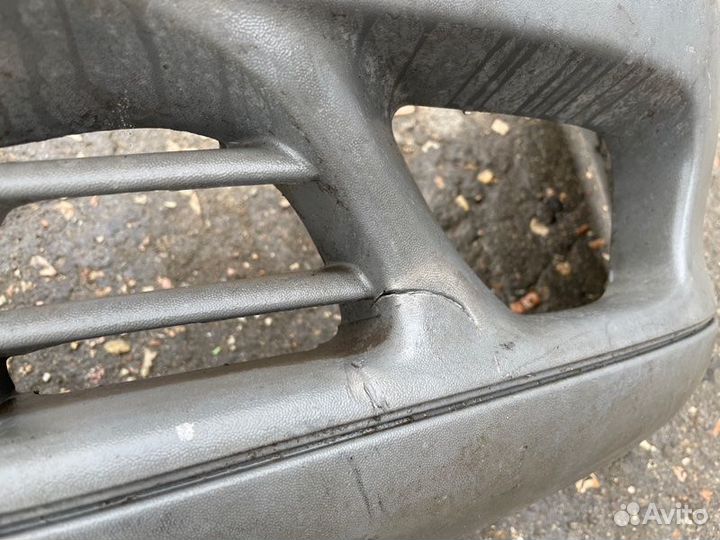 Бампер передний Mercedes Vito W638 OM 611 2001