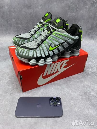 Nike Air Max Shox