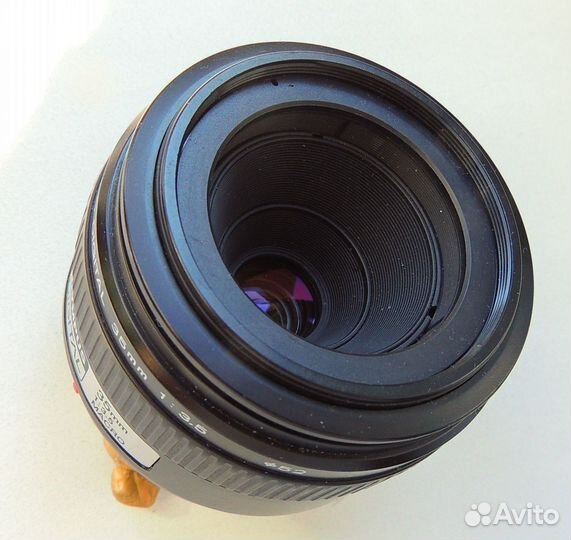 Olympus Zuiko Digital 35 mm 1:3,5 (Знаменитый)