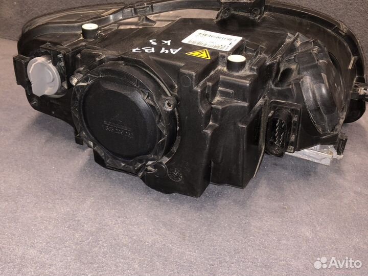 Фара левая ксенон audi A4B7