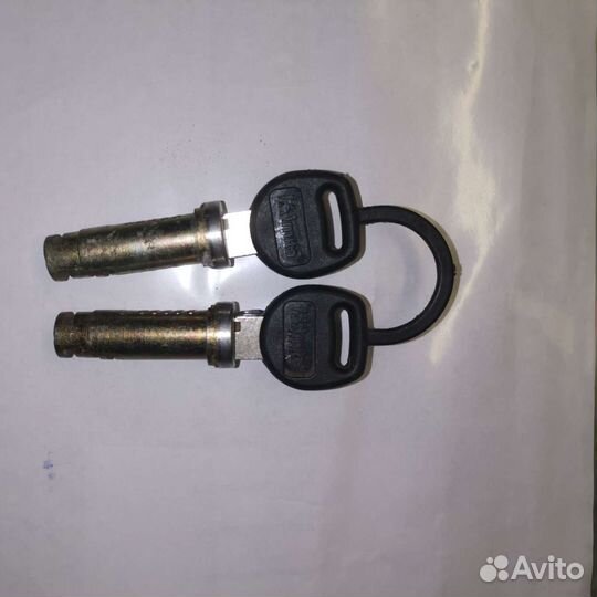 Личинка замка ваз