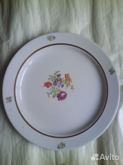 Столовое блюдо